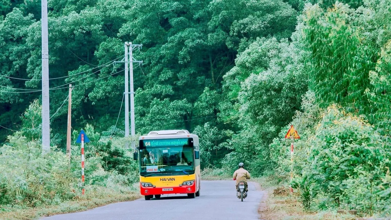 Hơn 40km xe buýt mỗi ngày - Nhưng đó k phải chuyến xe mà là chuyến đi thay đổi của tôi
